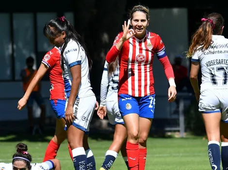 Hat-trick de “Licha” y goleada de Chivas sobre Puebla