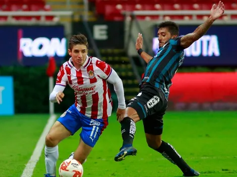 Chivas empata de último minuto con Querétaro 2-2