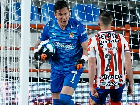 Crónica: Gudiño salvó a Chivas del foso