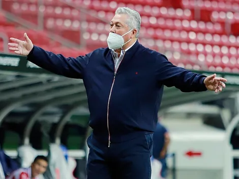 Vucetich es el ideal para Chivas, afirma Efraín Flores