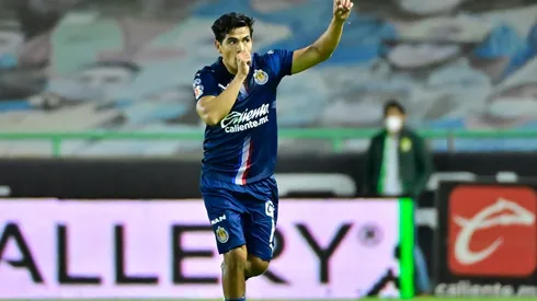 Golazo del Chapito Sánchez en Chivas vs León.