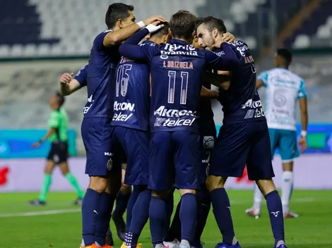 Chivas le ganó al campeón en su casa y logró su primera victoria