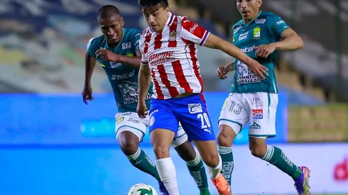 Chivas vestirá su uniforme alternativo por primera vez en la visita al Estadio Nou Camp en Guanajuato