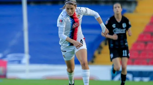 Alicia Cervantes anotó uno de los goles del Rebaño Sagrado.