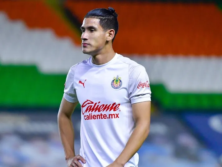 Napoli se interesa en Uriel Antuna