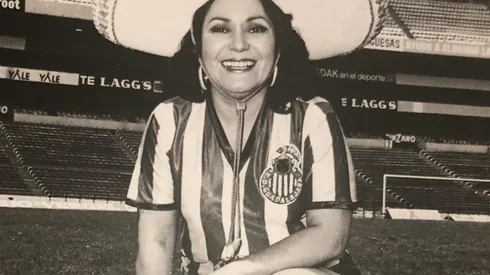 Carmen Salinas recordó en 2020 sus casi 60 años de afición a las Chivas