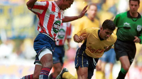 Isella disputó los principales clásicos con Chivas en un año y medio que estuvo en el primer equipo