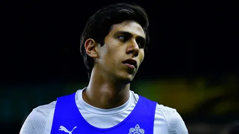 Macías descartado para el Chivas vs. Toluca.