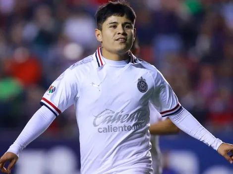 Chofis López, seguido por un equipo de la Liga MX