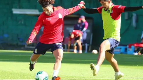 César Huerta y Josecarlos Van Rankin siguen trabajando con el objetivo de hacerse un lugar en el primer equipo