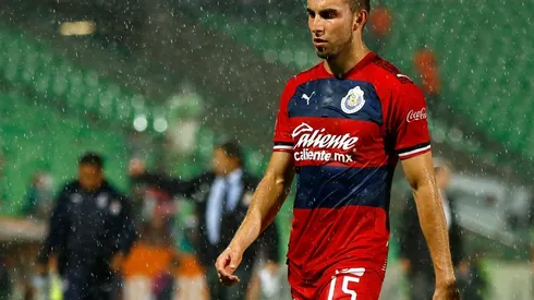 Mayorga regresaría a Chivas para competir un lugar con Miguel Ponce en la alineación