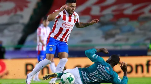 Alexis Vega mostró la recuperación de la lesión en su tobillo a través de las redes sociales