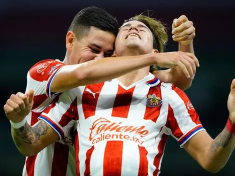 Video: Calderón destroza al América con otro "chicotazo"