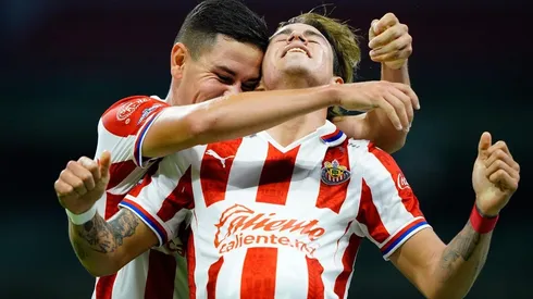 Calderón aumentó la distancia en este Clasico Nacional en el Estadio Azteca