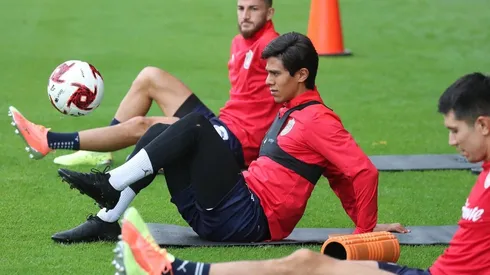 JJ Macías regresó a los trabajos junto a sus compañeros en Chivas con miras a la repesca