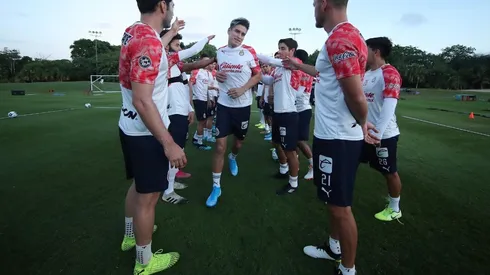 Alexis Peña se unió a Chivas en la pretemporada en Playa del Carmen y se marcha tras un año sin debutar con Guadalajara