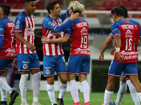 Video: Canelo sella la goleada de locura