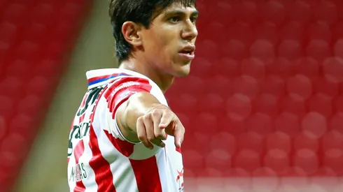 Macías no ha encontrado la fórmula para sostener un desempeño alto con Chivas en este Guard1anes 2020