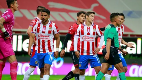 Chivas falló uno de sus primeros objetivos del Guard1anes 2020