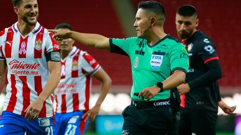 Fernando Guerrero sentenció los dos penales en contra de Chivas, los primeros de este Guard1anes 2020