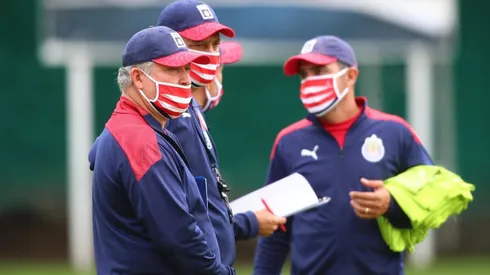 Vucetich reconoció que serían sus tres deseos en el mercado de fichajes para Chivas