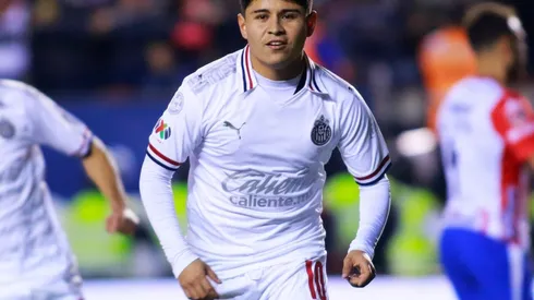 Eduardo López sería incluido en el traspaso que devolvería a Víctor Guzmán a Chivas para el Clausura 2021