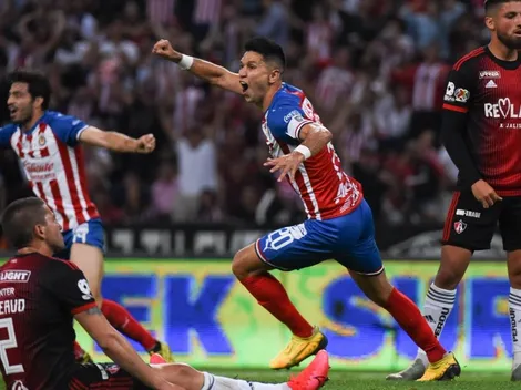 El último Clásico Tapatío: Ni la expulsión de Vega los salvó