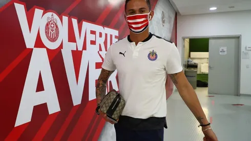 Raúl Gudiño dejó entrever que pudiera salir de Chivas de no afianzar su titularidad