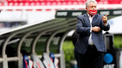 Vucetich espera un gran rendimiento con buenos resultados en Chivas.