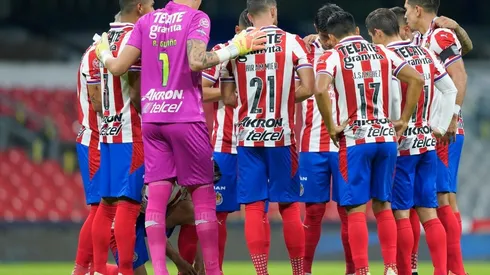 Vucetich mantiene su formación casi intacta en Chivas para recibir a Mazatlán