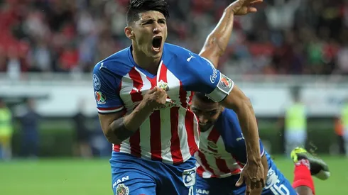 Alan Pulido reconoció que acabando un partido con una derrota en el Clásico Nacional no puedes tener esa actitud
