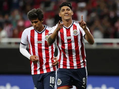 Pulido aconseja a Macías en su anhelo por el título de goleo