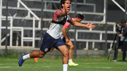 JJ Macías acudió a Ramón Morales para perfeccionar sus disparos desde el punto penal