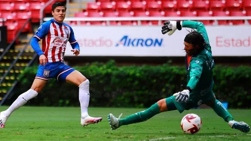 Video: Ronaldo Cisneros se hace presente con un gol en el Tapatío CD.