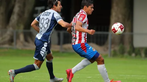 Chivas se quedó con el primer lugar de la tabla con 10 puntos