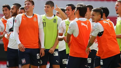 ¿A qué hora debuta Tapatío y dónde lo puedo ver?