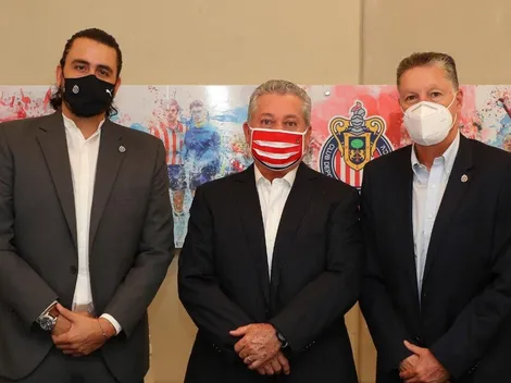 Vucetich y el mercado: Posible llegada de Pereira y salida de Macías