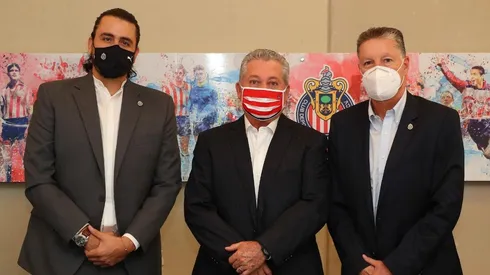 Vucetich fue presentado por Vergara y Peláez.