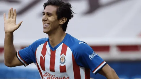 Macías podría marcharse de Chivas en los próximos días