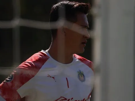 Raúl Gudiño se lució en el entrenamiento con tapada a Macías