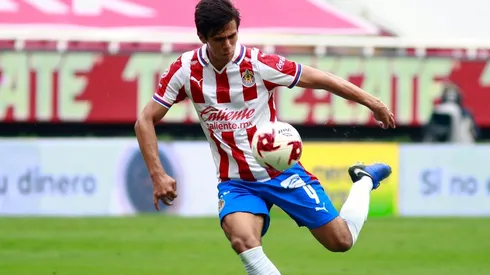 Macías sigue en la mira de equipos europeos.