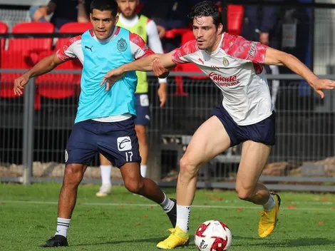 ¿Quién debe ser el lateral derecho vs Santos Laguna?