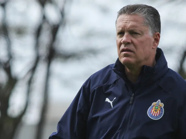 "Recibir tres goles no es lo adecuado": Peláez en Marca Claro