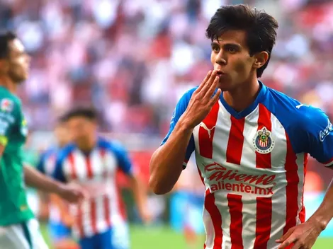 Oficial: José Juan Macías anunció que por ahora se queda en Chivas