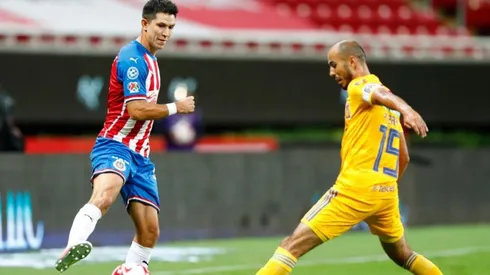 Chivas cayó con Tigres y el paso a semis se define el fin de semana.