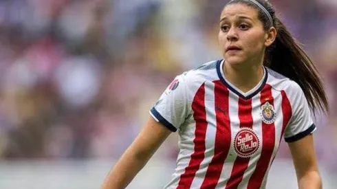 Norma no se ve con otra camiseta que no sea la de Chivas