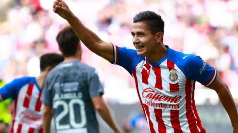 Villalpando es una de las opciones para complementar la ofensiva de Chivas