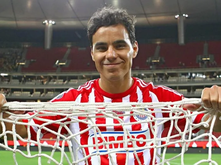 Las joyas que subasta Chivas para ayudar a afectados por Covid-19