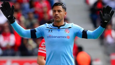 Chivas rechaza ofrecimiento por Talavera.