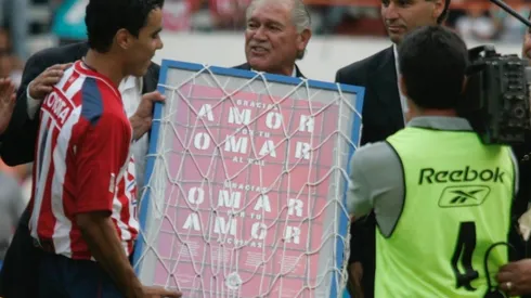 Una pieza de la mítica red en que Omar Bravo anotó su gol 123 también será ofertada en la subasta